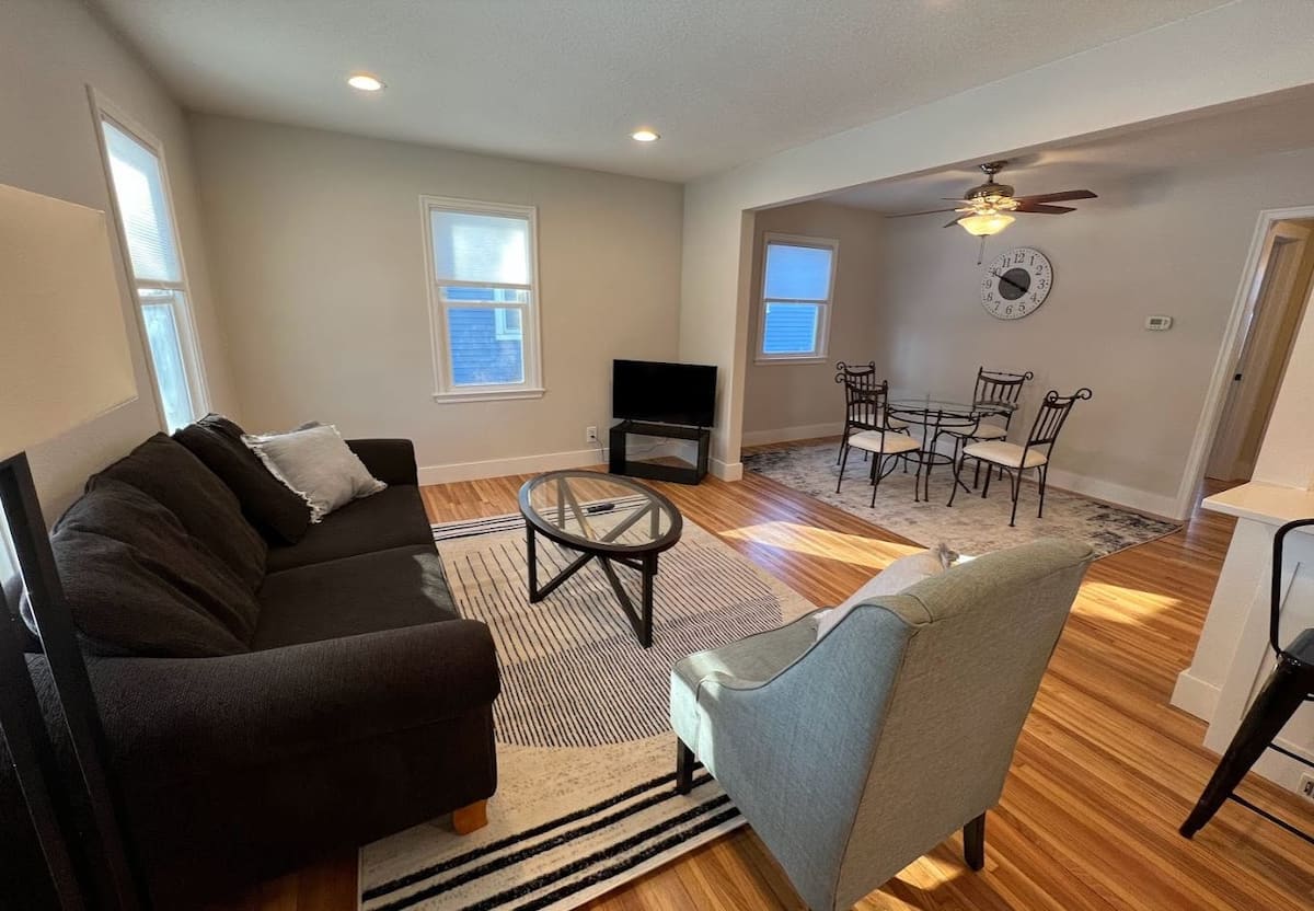 Furnished living and dining room in a Rochester, Minnesota short-term rental
