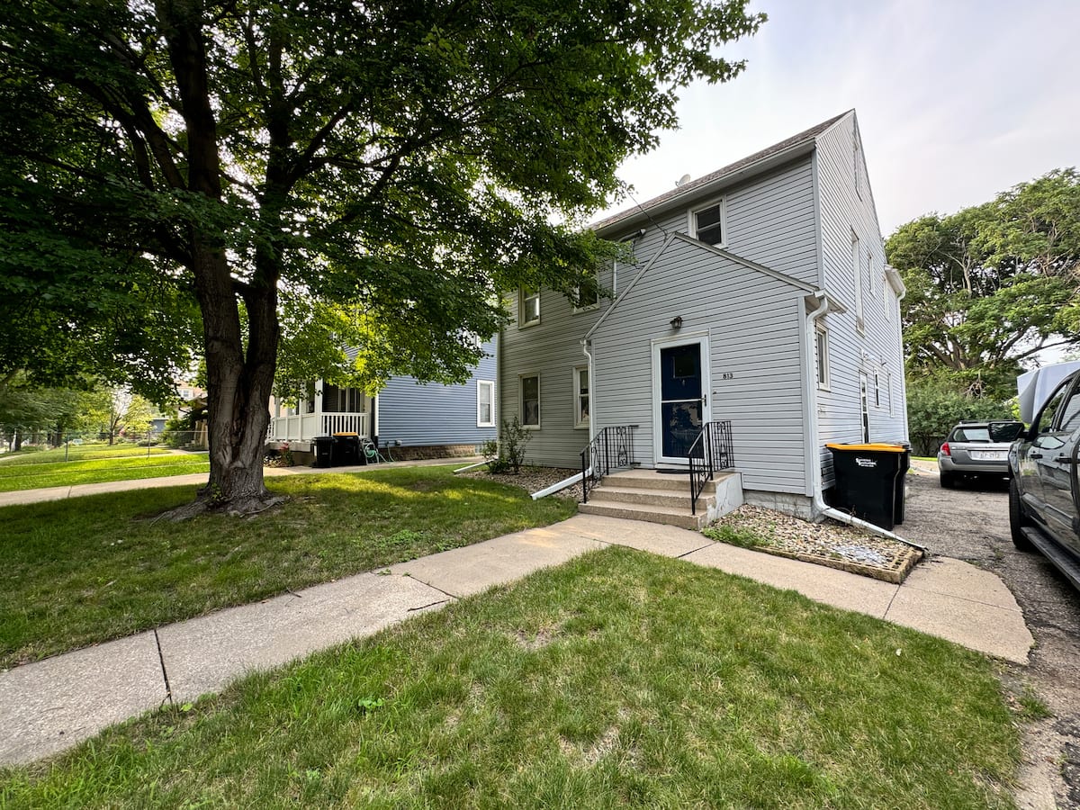 Kutzky Duplex furnished short-term rentals in Rochester, Minnesota