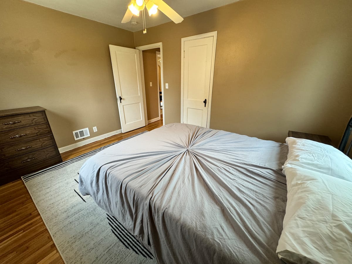 Upper home furnished rental interior view 4